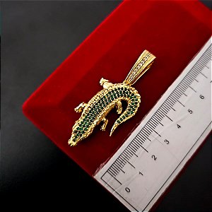 Pingente Jacaré Cravejado M - Banhado a Ouro 18k