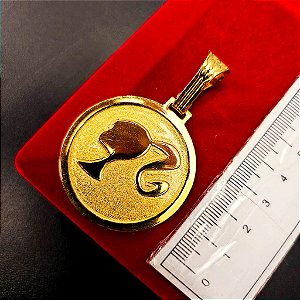 Pingente Barbie Redondo - Banhado a Ouro 18k