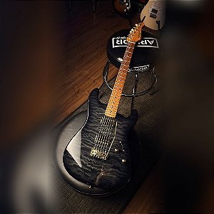 Guitarra Seizi Vintage Ronin Plus HH Quilted Black Gold com Bag