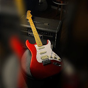Guitarra SX SST57 HSS Candy Apple Red com Bag