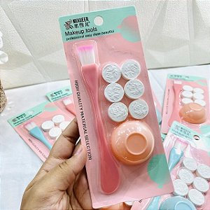 Kit Para Preparo de Argila com Pote, Pincel e 6 máscaras faciais