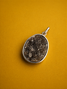 Pingente Drusa em Pedra Natural e Prata 925