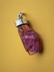 Pingente Turmalina Rosa em Pedra Natural e Prata 925