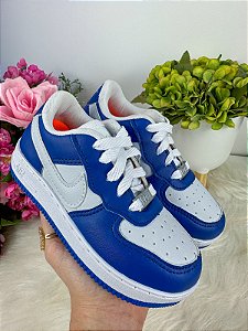 Tenis Nike Jordan Azul e Branco