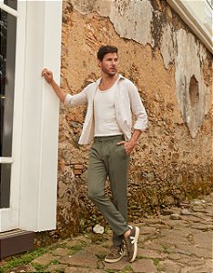 Calça Alfaiataria Fivela Lateral Versalhes