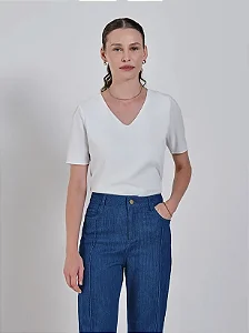 Blusa Feminina em Alfaiataria