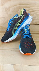 Tenis Asics Novablast 2