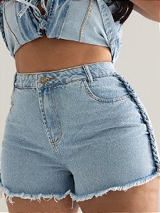 Short Jeans Plus Size Detalhe Trançado