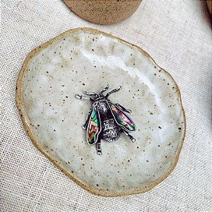 Broche/ pingente Abelha Abalone