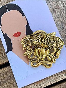 Broche / pingente Medusa