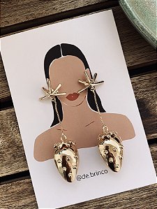 Brinco Morango Dourado