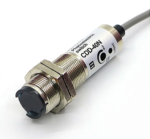 SENSOR FOTOELETRICO DIFUSO M18 CDD-40N NA+NF NPN 10-30Vdc CABO 2m 4 fios - Sn 100 a 500mm - AOTORO