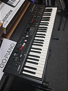 TECLADO YAMAHA YC61 Seminovo