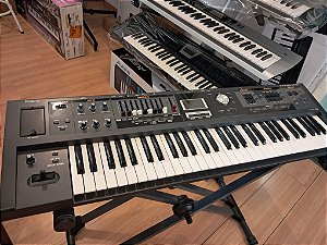 Teclado Roland Combo VR09