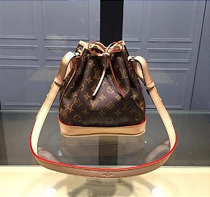 Bolsa Louis Vuitton Noé BB