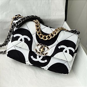 Bolsa Chanel 19 Flap Copacabana