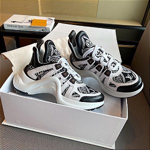 Tênis Feminino Louis Vuitton