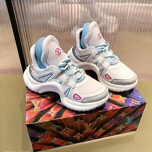 Tênis Feminino Louis Vuitton