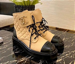 Bota Chanel