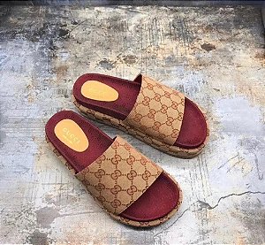 Chinelo Gucci