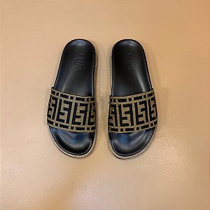 Chinelo Fendi