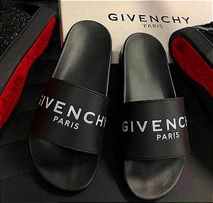 Chinelo Givenchy