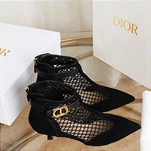 Saltos Dior