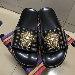 Chinelo Versace