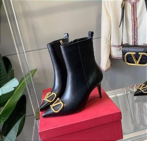 Bota Valentino