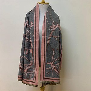 Lenço Fendi