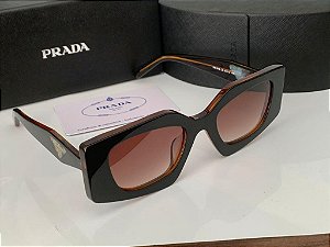 Óculos Prada