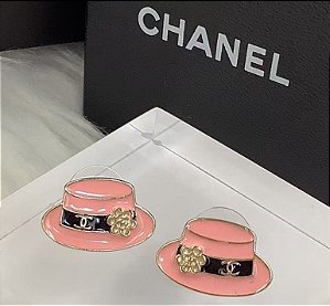 Brinco Chanel