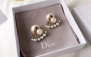 Brinco Dior