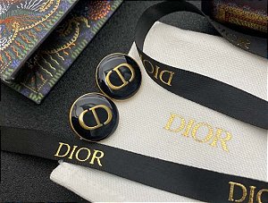 Brinco Dior