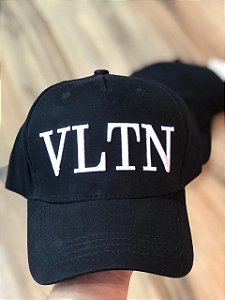 Boné Valentino
