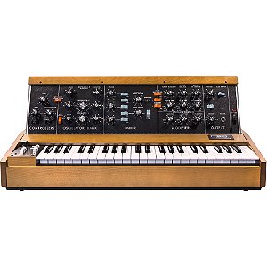 Teclado Sintetizador Moog Minimoog Model D Reissue Analógico Monofônico Clássico