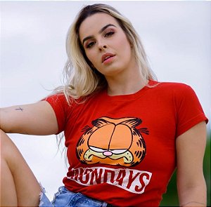 T-SHIRT MONDAYS