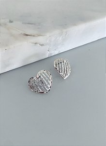 Brinco de coração diamantado em banho de prata BR00007