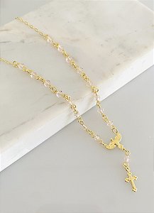 Colar terço com cristais rosa claro em semijoia banhado a our 18k