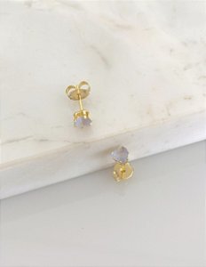 Brinco de coração lilás fosco em banho de ouro 18k