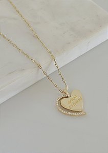 Colar coração relicário em semijoia banhado a ouro