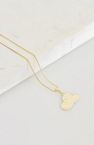 Colar chapeu em semijoia banhado a ouro