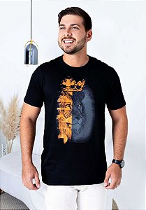 T-SHIRT MASCULINA - KING LEÃO LARANJA - COR PRETO
