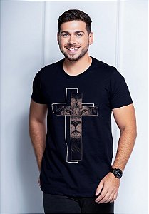 T-SHIRT MASCULINA - CRUZ LEÃO - COR PRETO