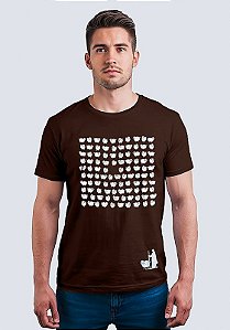 T-SHIRT MASCULINA - OVELHINHAS DE CRISTO  - COR MARROM