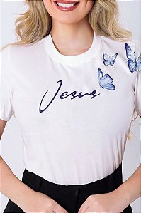 T-SHIRT FEMININA - BORBOLETAS OMBRO JESUS