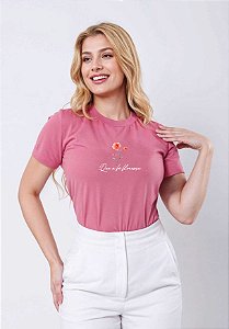 T-SHIRT FEMININA - QUE A FÉ FLORESÇA - COR ROSA BATOM
