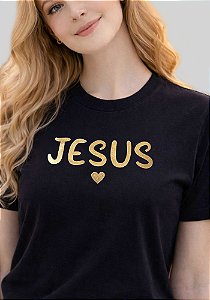 T-SHIRT FEMININA - JESUS CORAÇÃO PATCH - COR PRETO