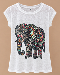 T-Shirt Feminina Estampada – Tamanho M