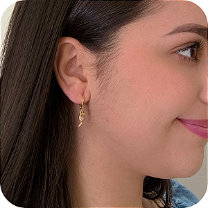 Brinco Argolinha de Click com Pingente de Tucano com Zircônia - Banhado a Ouro 18k